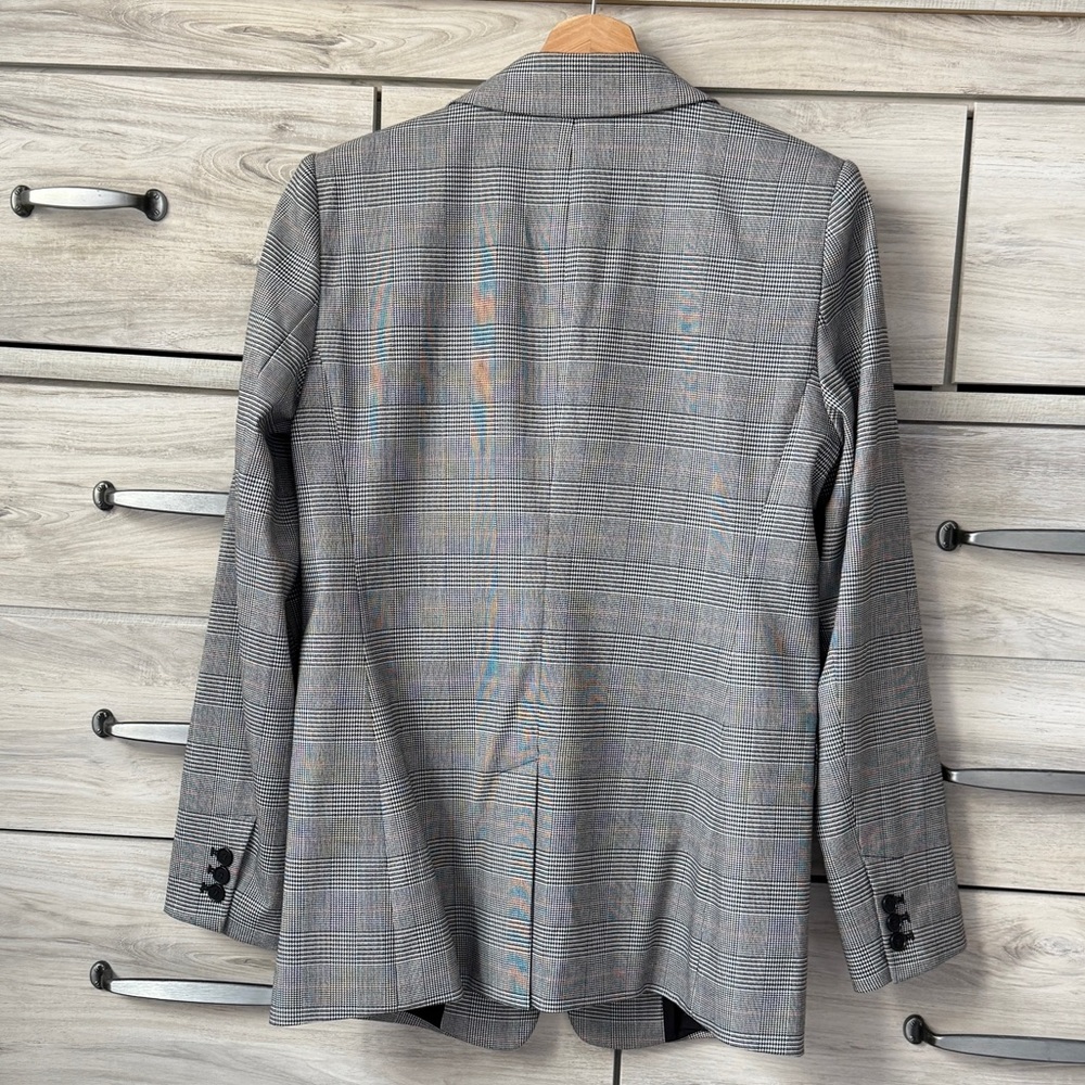 Black and white plaid blazer by LOFT size 6 - Picture 2 of 8
